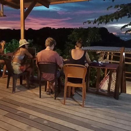 Feby'S Homestay Ekas Ngoại thất bức ảnh