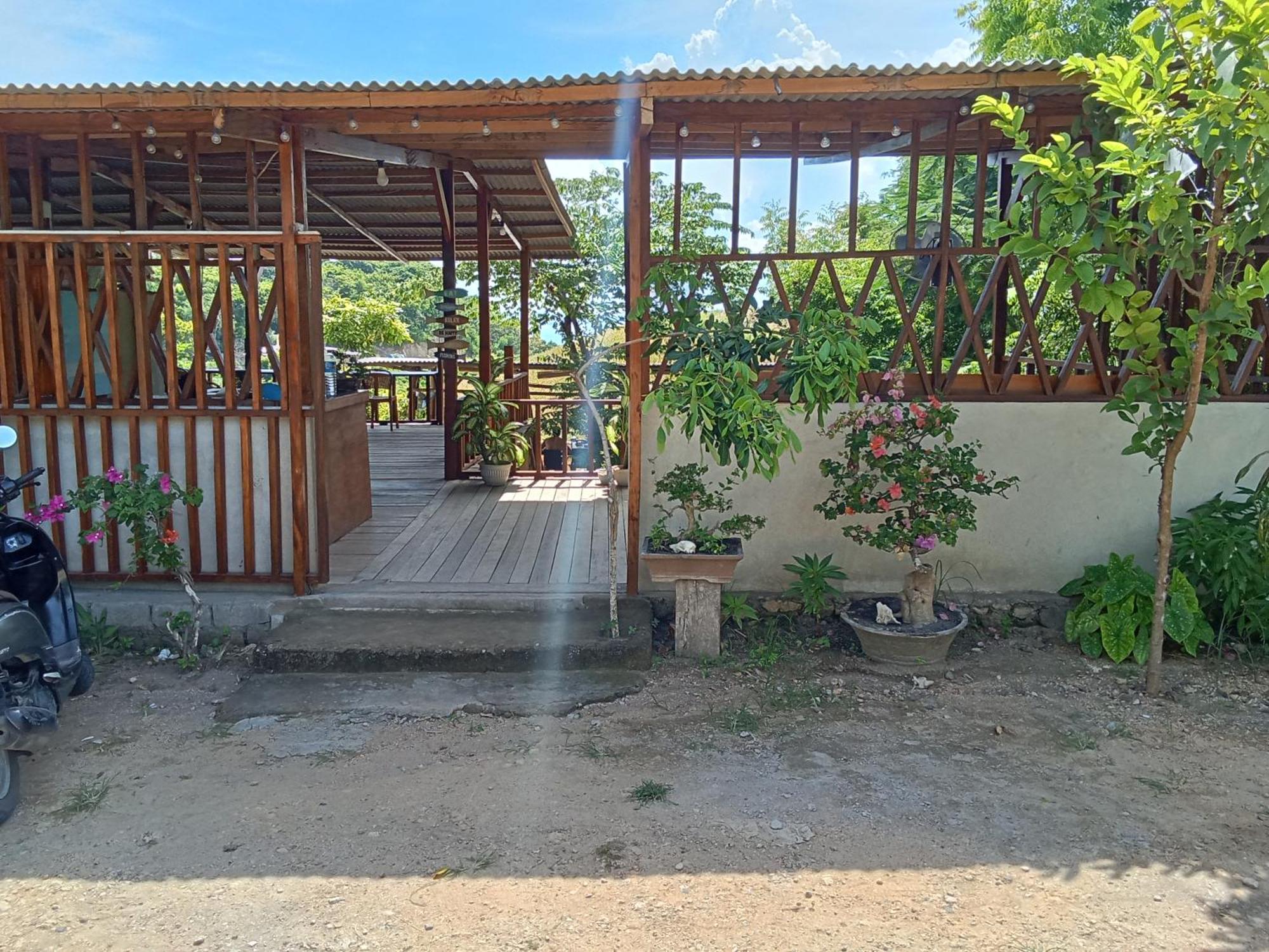 Feby'S Homestay Ekas Phòng bức ảnh